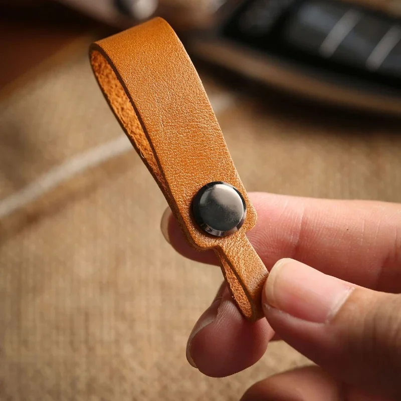 牛革本革カスタムロゴキーホルダーヴィンテージカーキーリング真 - Leatherwork Keychain のレビューと価格