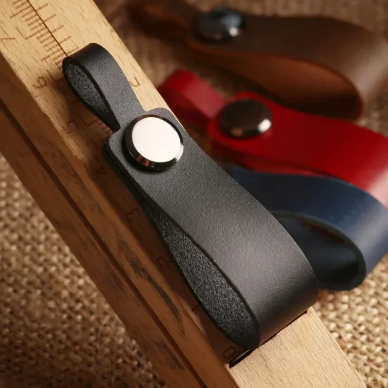 牛革本革カスタムロゴキーホルダーヴィンテージカーキーリング真 - Leatherwork Keychain のレビューと価格