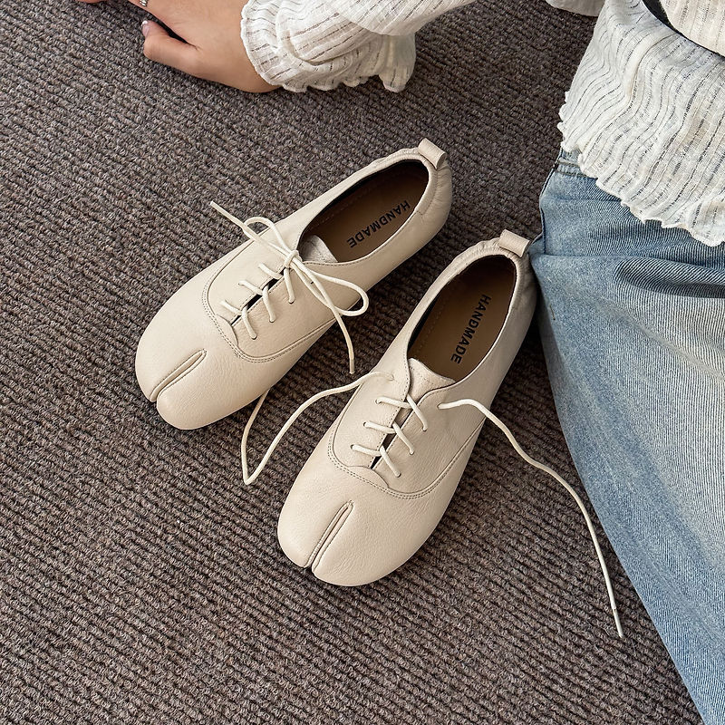 本革羊皮タビシューズ、スプリットトゥレースアップフラットレデ - Leather Work Oxfords のレビューと価格