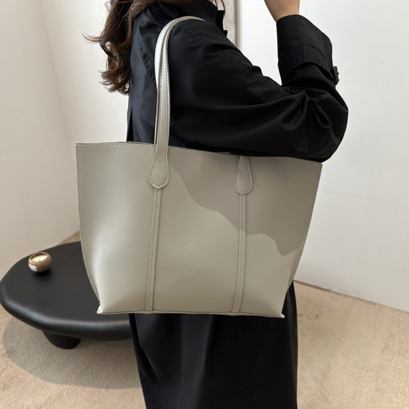 レトロフェイクレザーショルダーバッグ、大容量オフィス通勤ハン - Leather Work Bag Laptop のレビューと価格